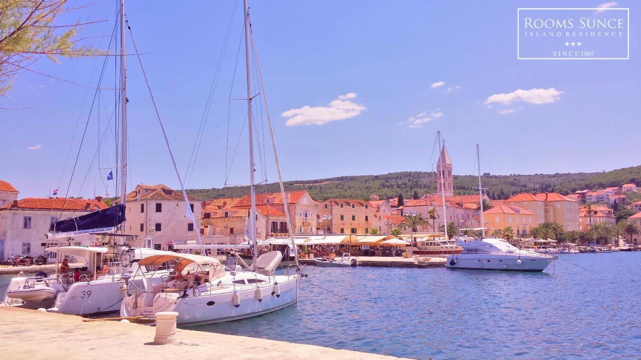 Apartments Residence Sunce Supetar - Cozy Base To Stay And Explore Island Brac Free Parking المظهر الخارجي الصورة