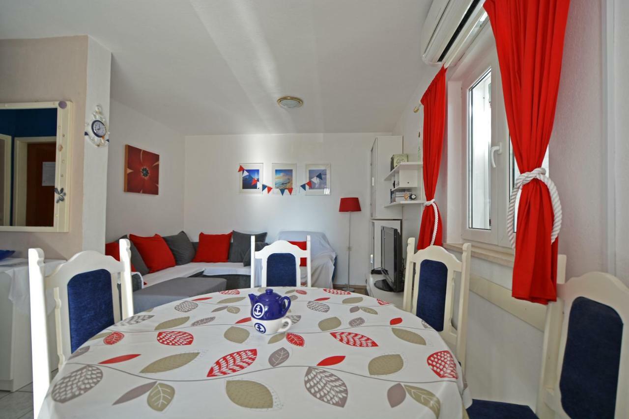Apartments Residence Sunce Supetar - Cozy Base To Stay And Explore Island Brac Free Parking المظهر الخارجي الصورة