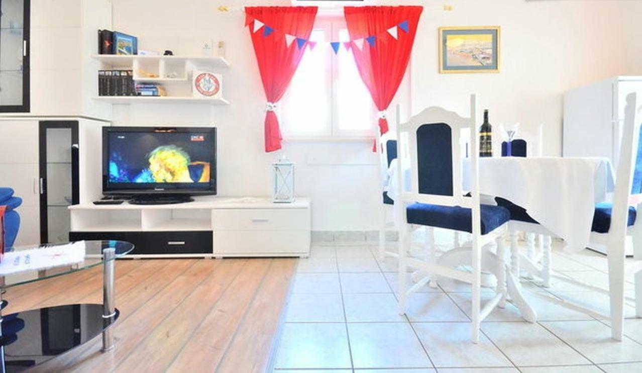Apartments Residence Sunce Supetar - Cozy Base To Stay And Explore Island Brac Free Parking المظهر الخارجي الصورة