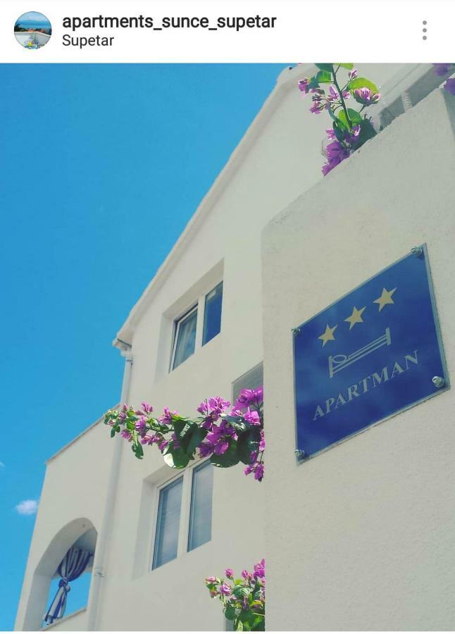 Apartments Residence Sunce Supetar - Cozy Base To Stay And Explore Island Brac Free Parking المظهر الخارجي الصورة